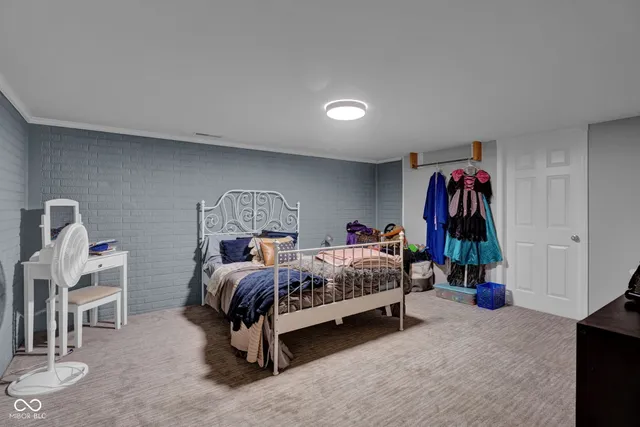 $750,000 | 295 Persimmon Drive, North Vernon, IN 47265