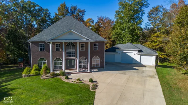 $750,000 | 295 Persimmon Drive, North Vernon, IN 47265