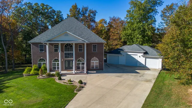 $750,000 | 295 Persimmon Drive, North Vernon, IN 47265