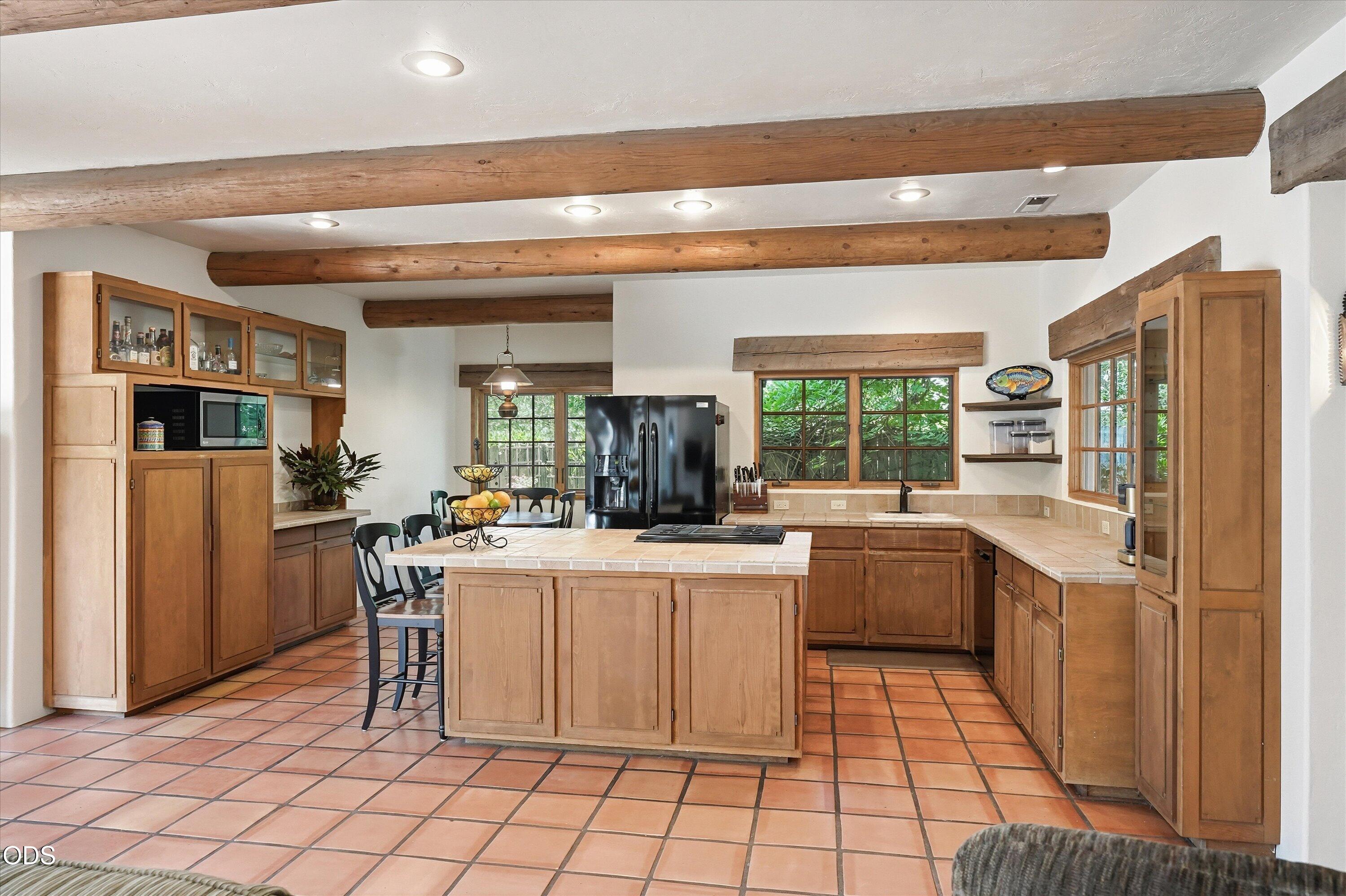 2298 Camp Baker Road Medford, OR 97501 - Photo 12 of 58