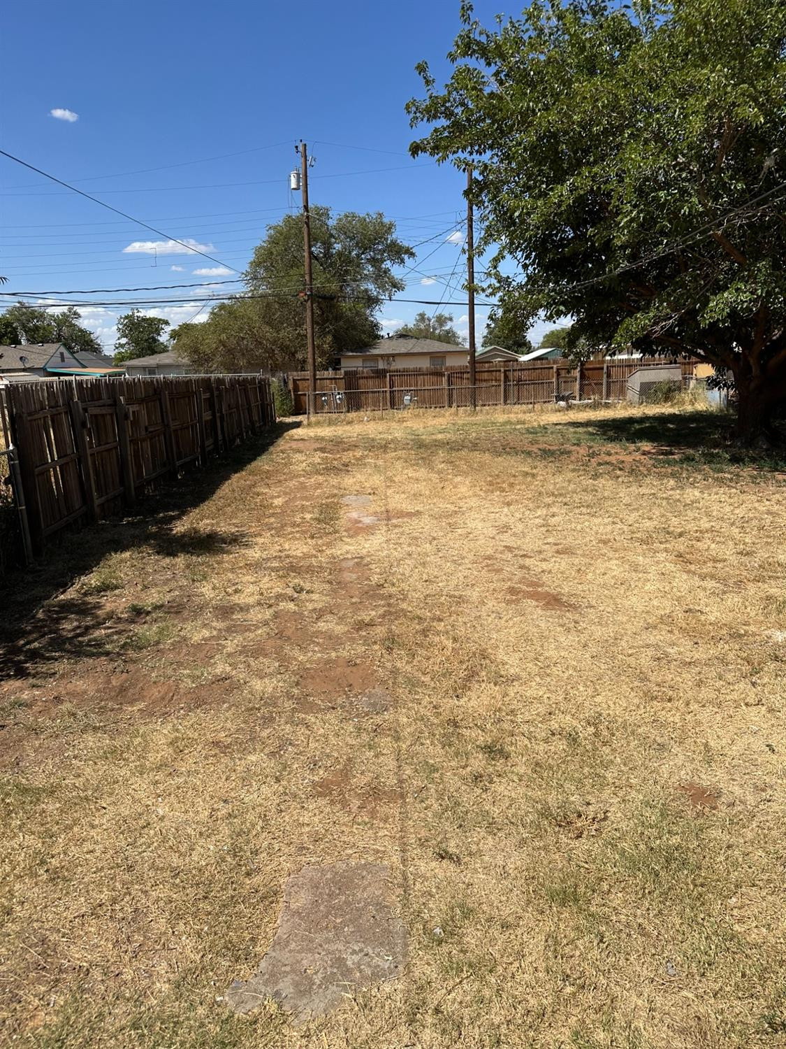 1110 46th Street Lubbock, TX 79412 - Photo 10 of 12 a view of a backyard