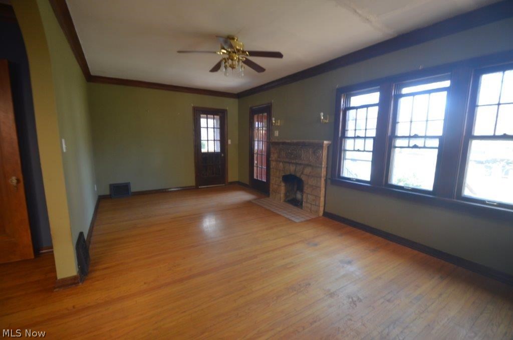 1137 Winston Road Cleveland, OH 44121 - Photo 6 of 25