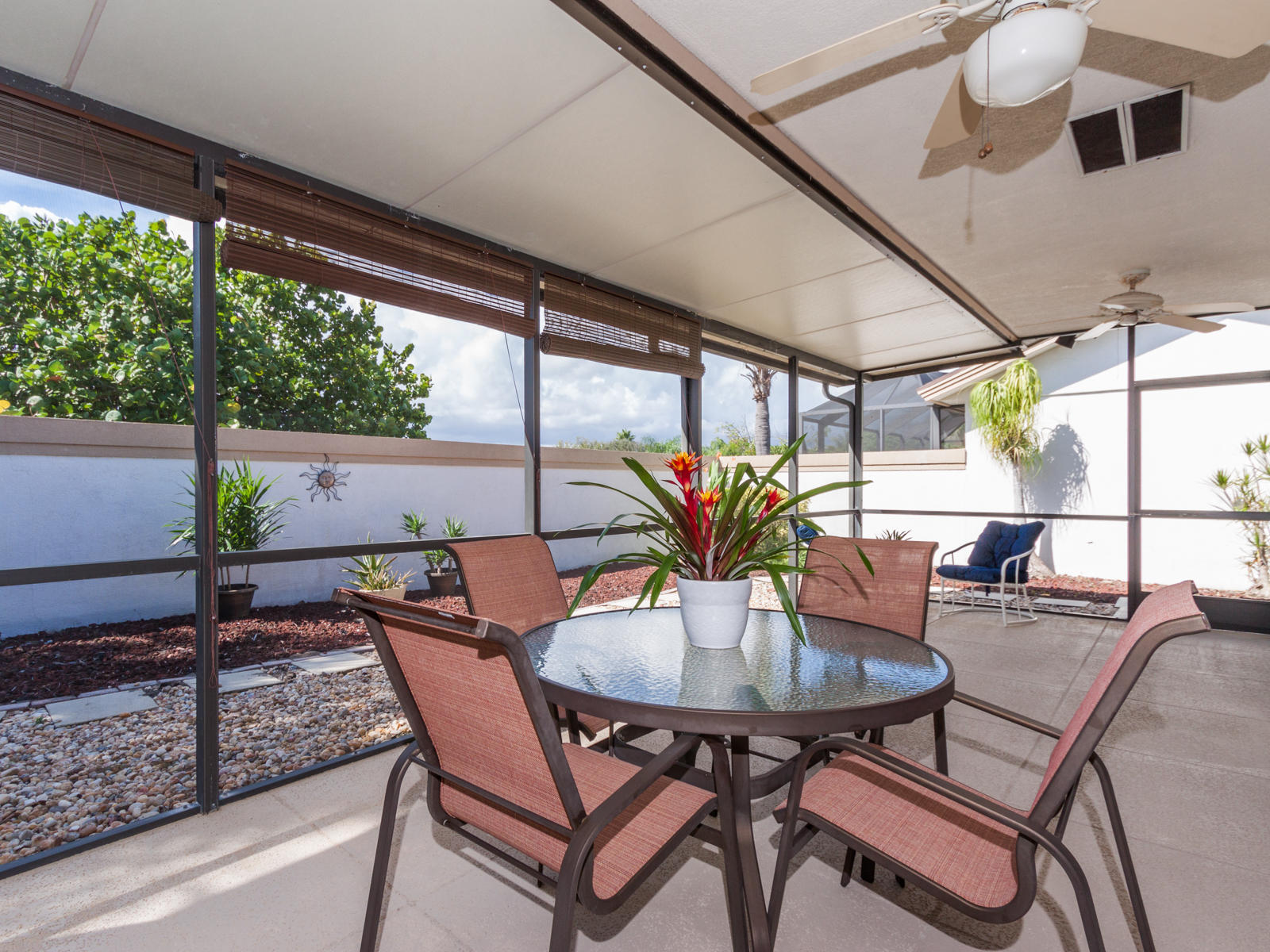 186 Ridge Road Jupiter, FL 33477 - Photo 32 of 44 a outdoor dining space with furniture and outdoor view