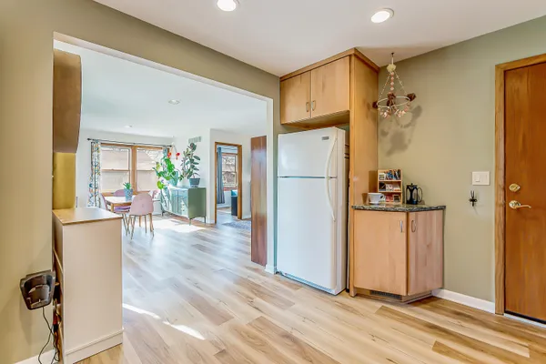 $290,000 | 5742 Princeton Place, Ypsilanti, MI 48197