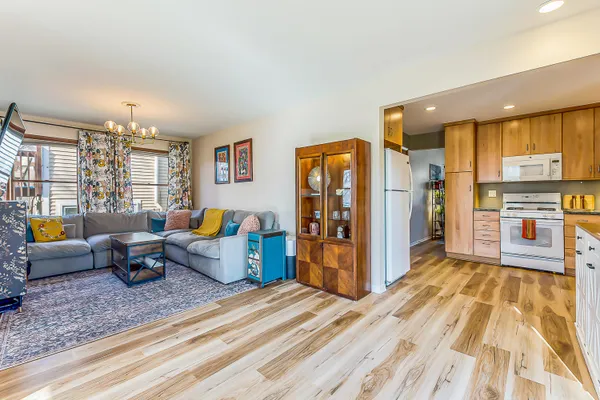 $290,000 | 5742 Princeton Place, Ypsilanti, MI 48197