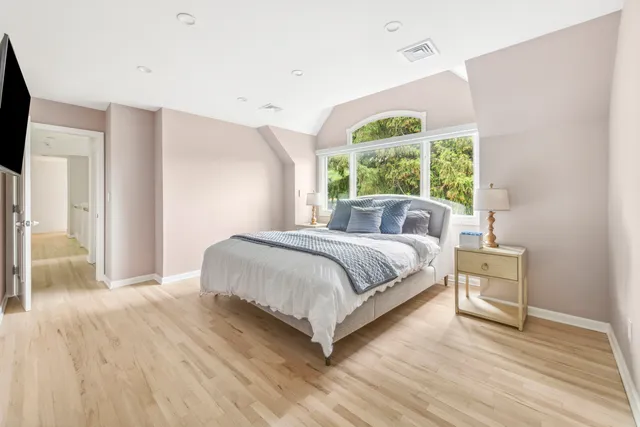 $1,699,000 | 42 Kings Highway South, Westport, CT 06880