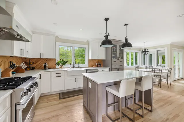 $1,699,000 | 42 Kings Highway South, Westport, CT 06880