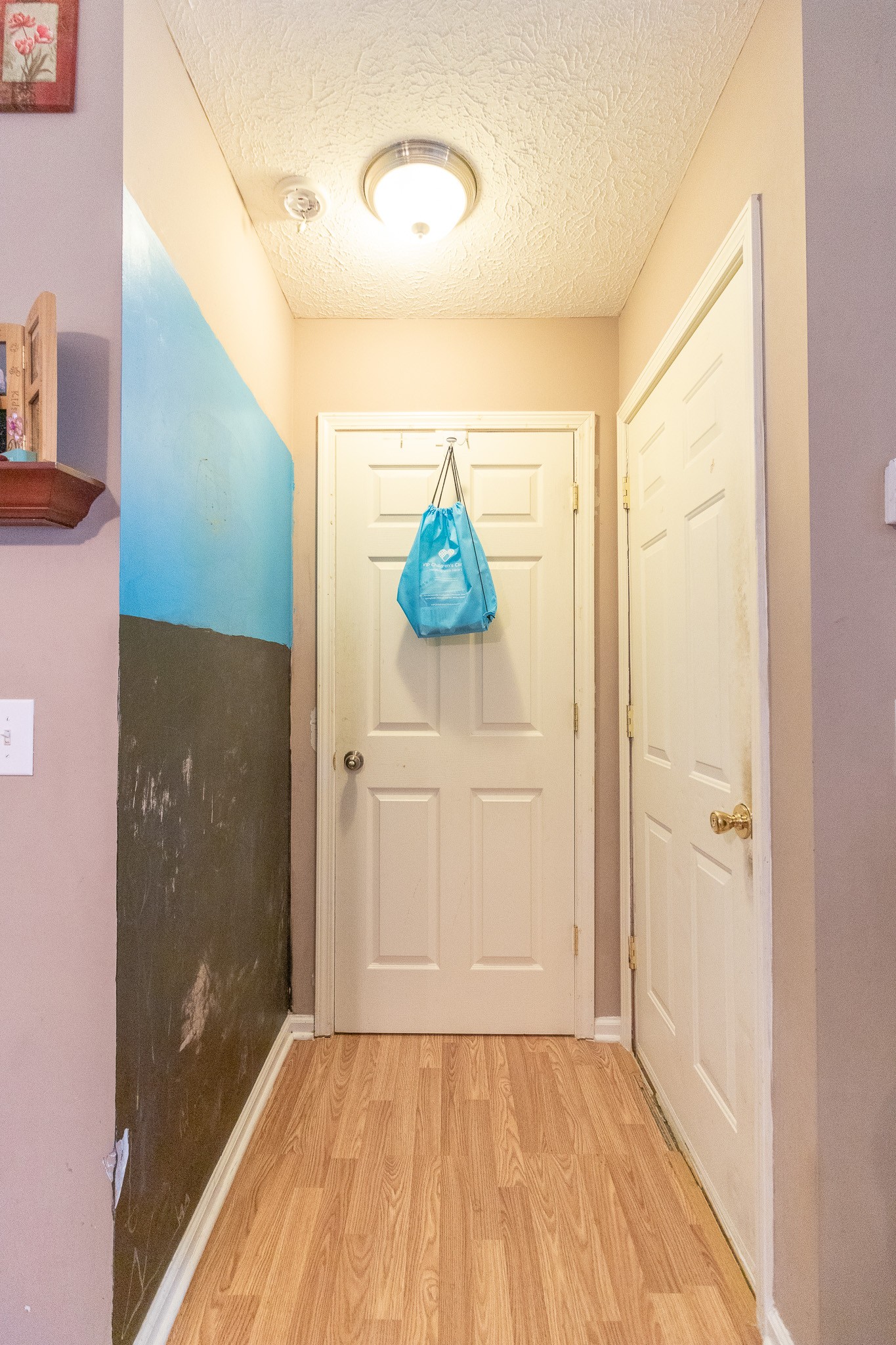 479 Berry Circle Springfield, TN 37172 - Photo 10 of 27 a bathroom with a shower
