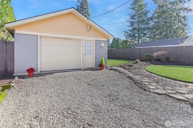 $499,000 | 2315 Mountain View Avenue West, University Place, WA 98466