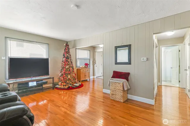 $499,000 | 2315 Mountain View Avenue West, University Place, WA 98466