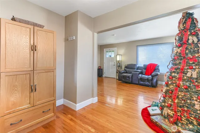 $499,000 | 2315 Mountain View Avenue West, University Place, WA 98466