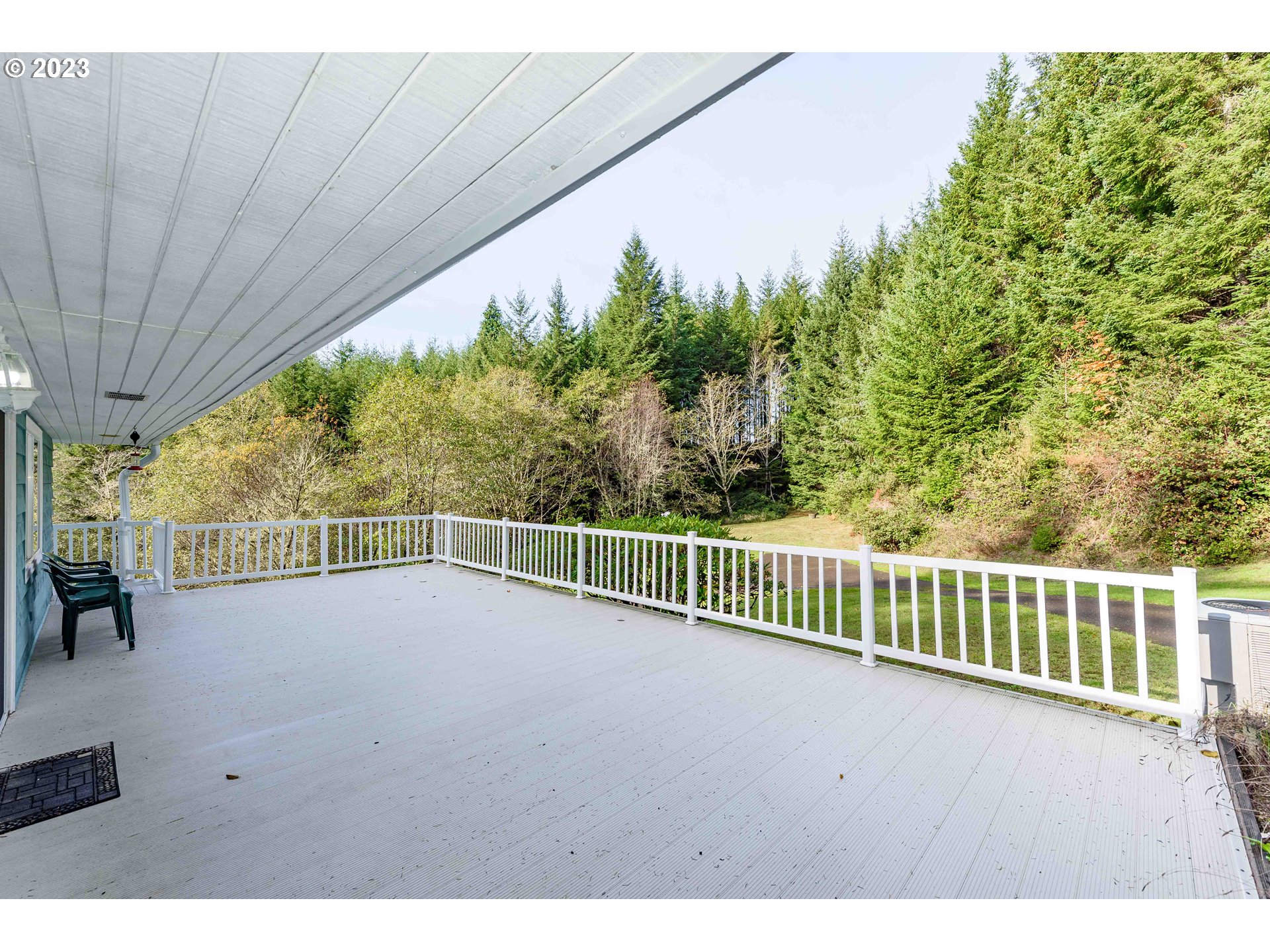 68950 St Dennis Road North Bend, OR 97459 - Photo 39 of 41 Gallery Image 39