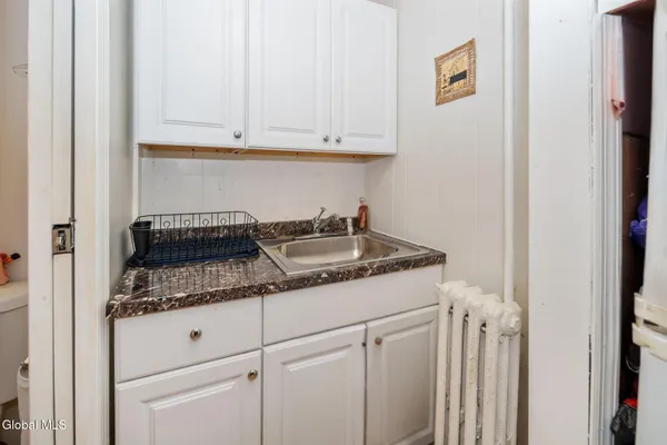$785,000 | 70 Willett Street, Albany, NY 12210