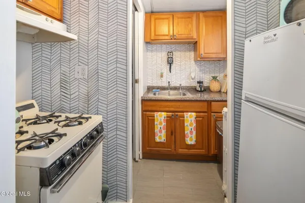 $785,000 | 70 Willett Street, Albany, NY 12210