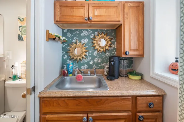 $830,000 | 70 Willett Street, Albany, NY 12210