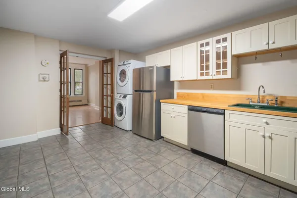 $785,000 | 70 Willett Street, Albany, NY 12210