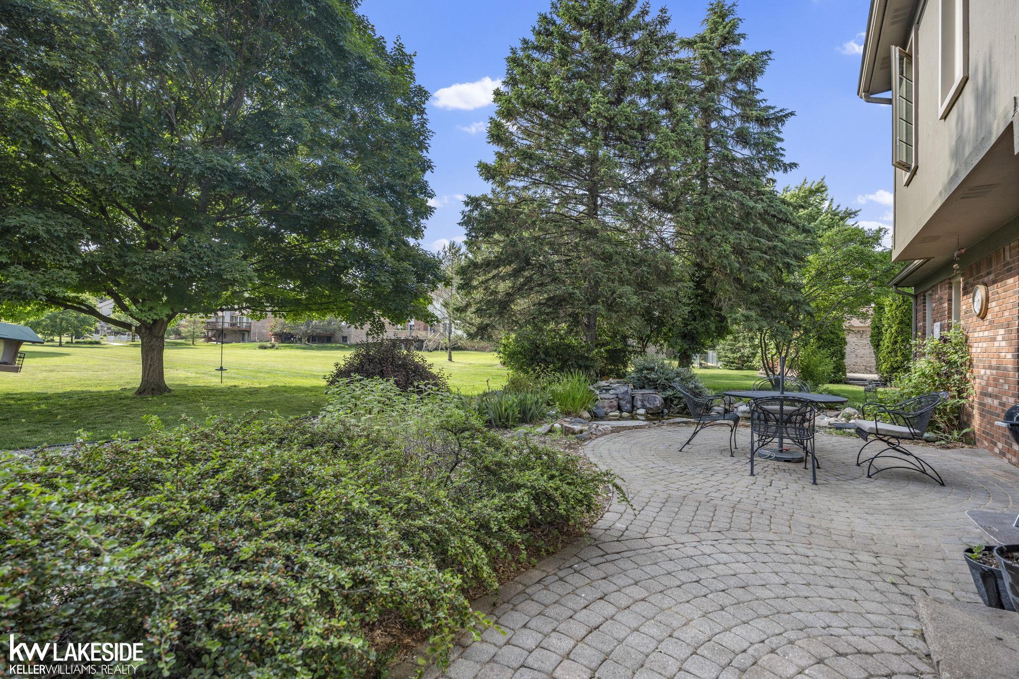 650 Lexington Drive Rochester Hills, MI 48307 - Photo 37 of 50
