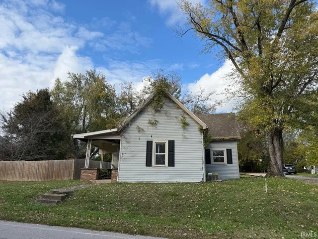 $29,900 | 214 East Washington Street, Chandler, IN 47610