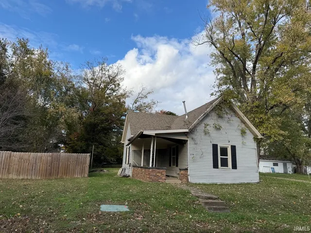 $29,900 | 214 East Washington Street, Chandler, IN 47610