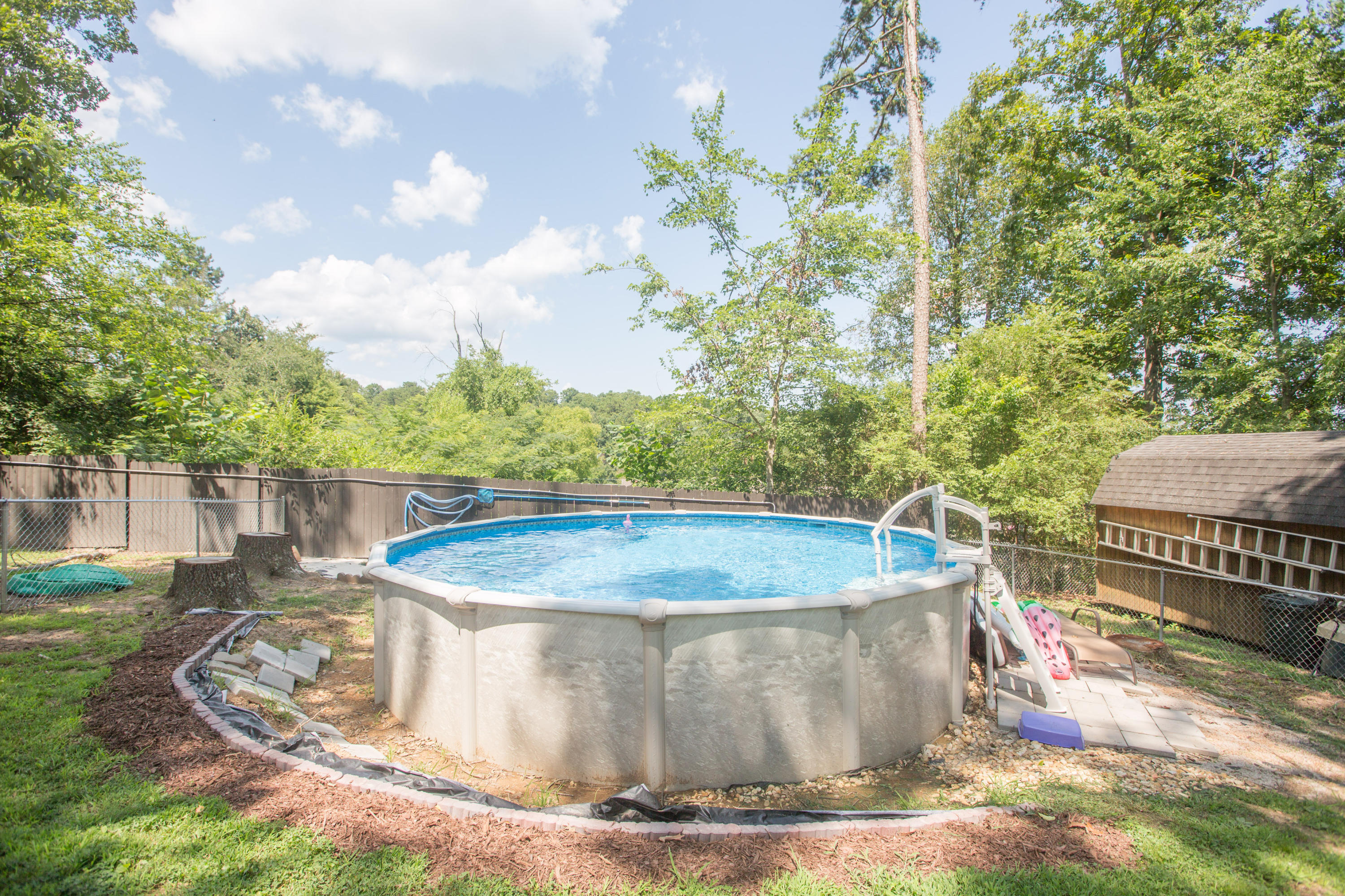 1521 North Chester Road Hixson, TN 37343 - Photo 25 of 26 Pool View 2