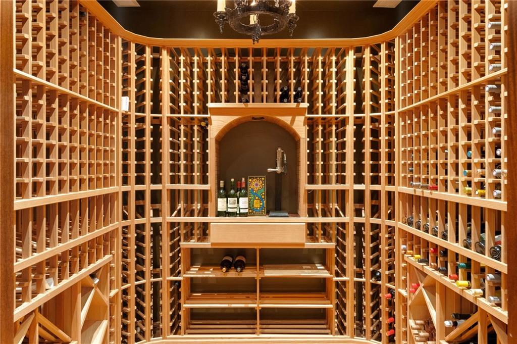 81 Peachtree Circle Northeast Atlanta, GA 30309 - Photo 39 of 54 a view of a building