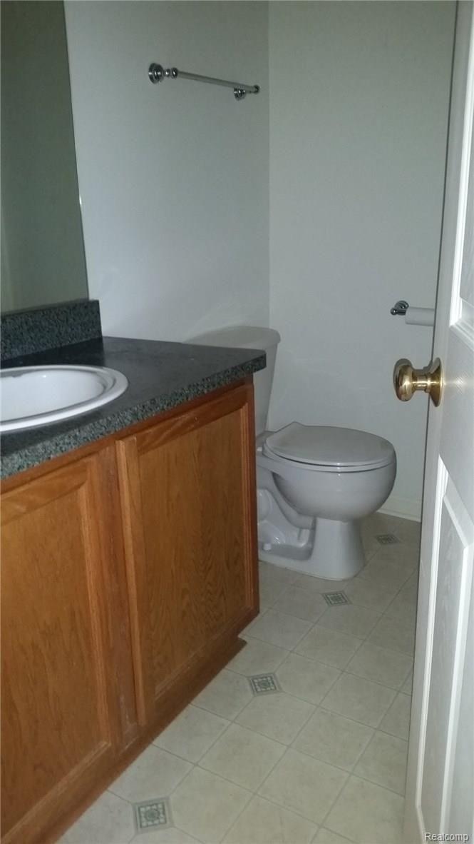 3633 Reeves Drive Melvindale, MI 48122 - Photo 9 of 13 20151204_110858.jpg