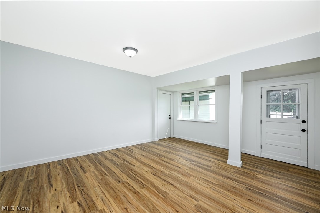 *FIRST FLOOR LAUNDRY/MUD RM/FLEX RM ~