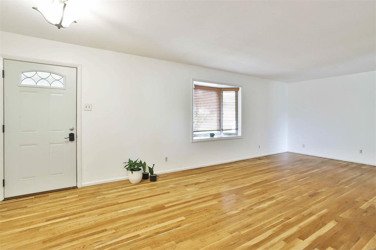 12626 Fee Fee Road St. Louis, MO 63146 - Photo 7 of 40 Gallery Image 7