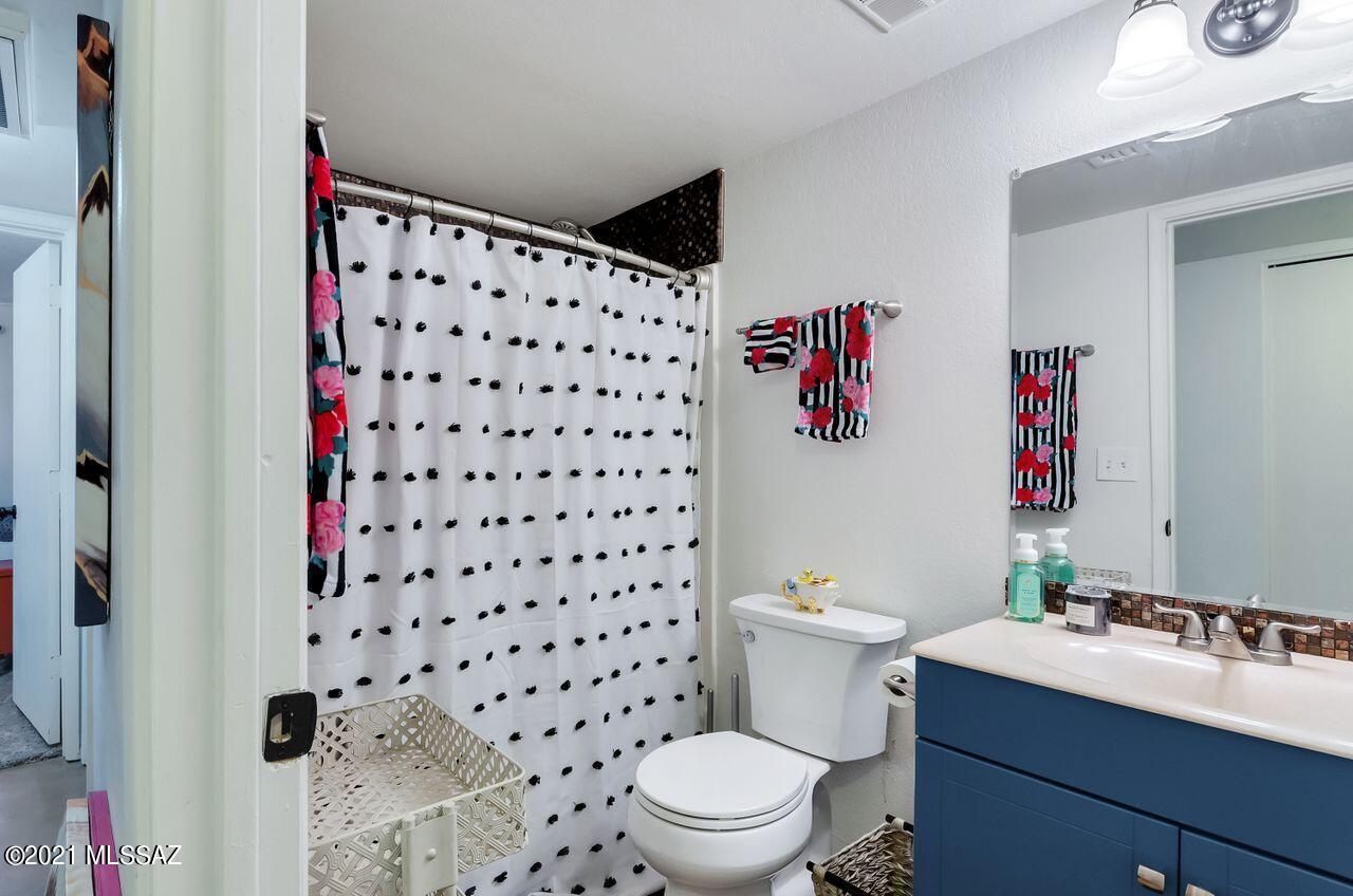 650 South Pantano Road, Unit C Tucson, AZ 85710 - Photo 13 of 36 Gallery Image 13