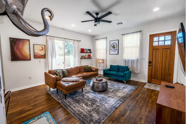 $3,000 | 7609 Bennett Avenue, Unit A, Austin, TX 78752