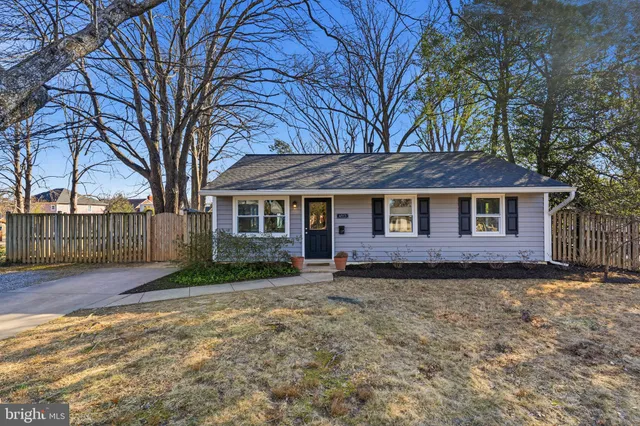 $549,990 | 4913 Erie Street, Annandale, VA 22003