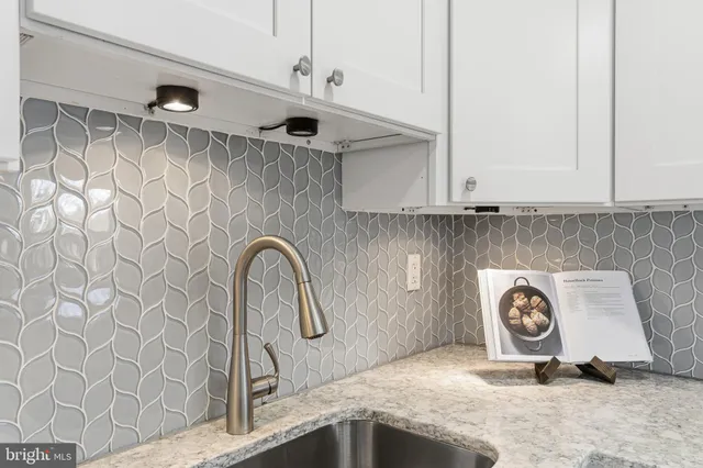 $549,990 | 4913 Erie Street, Annandale, VA 22003