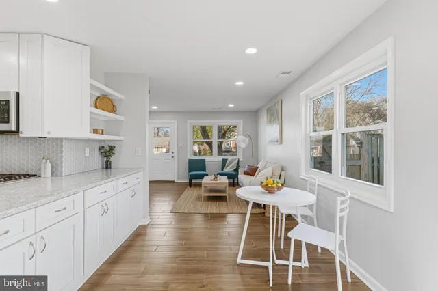 $549,990 | 4913 Erie Street, Annandale, VA 22003