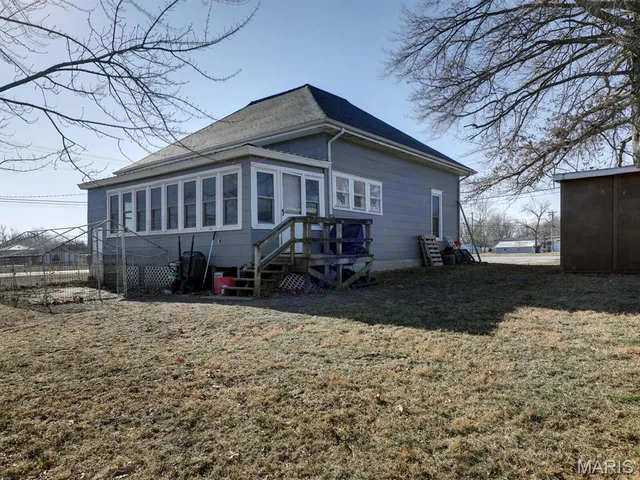$150,000 | 312 South Locust Street, Monroe City, MO 63456