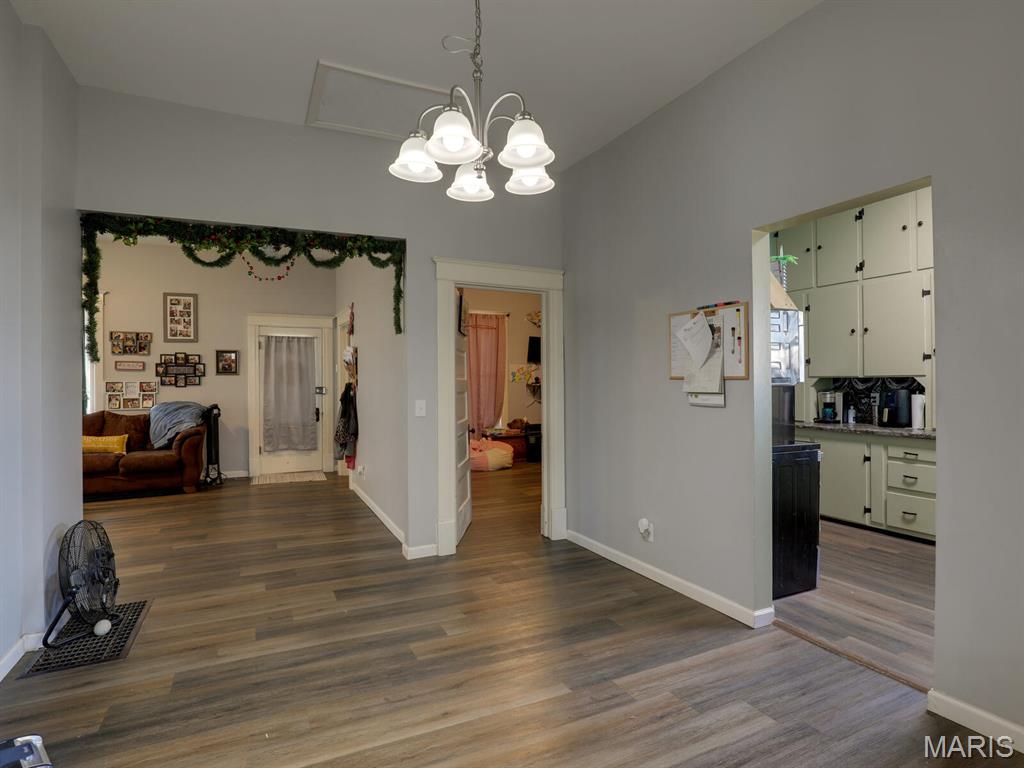 312 South Locust Street Monroe City, MO 63456 - Photo 3 of 19