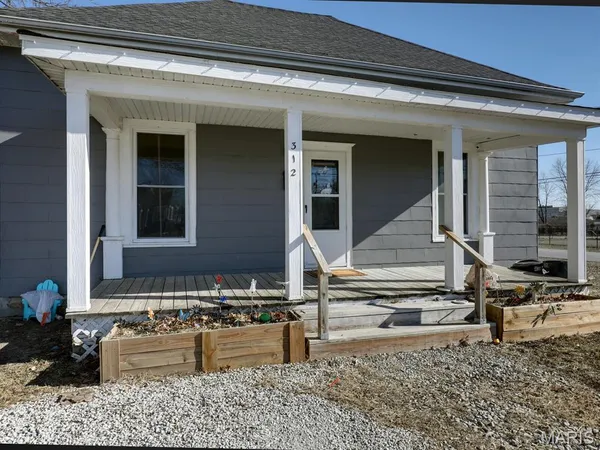 $142,500 | 312 South Locust Street, Monroe City, MO 63456