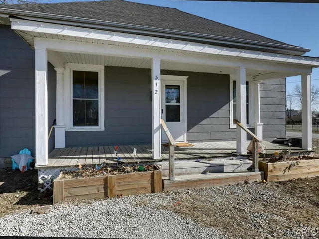 $150,000 | 312 South Locust Street, Monroe City, MO 63456