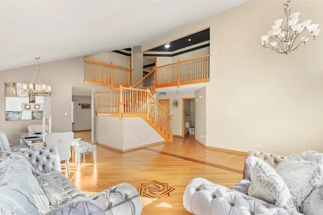 $440,000 | 1514 Spring Oaks Drive, Joliet, IL 60431