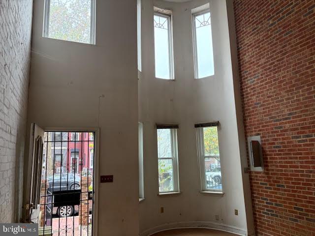 817 4th Street Northeast Washington, DC 20002 - Photo 3 of 24 CATHEDRAL CEILINGS ON MAIN