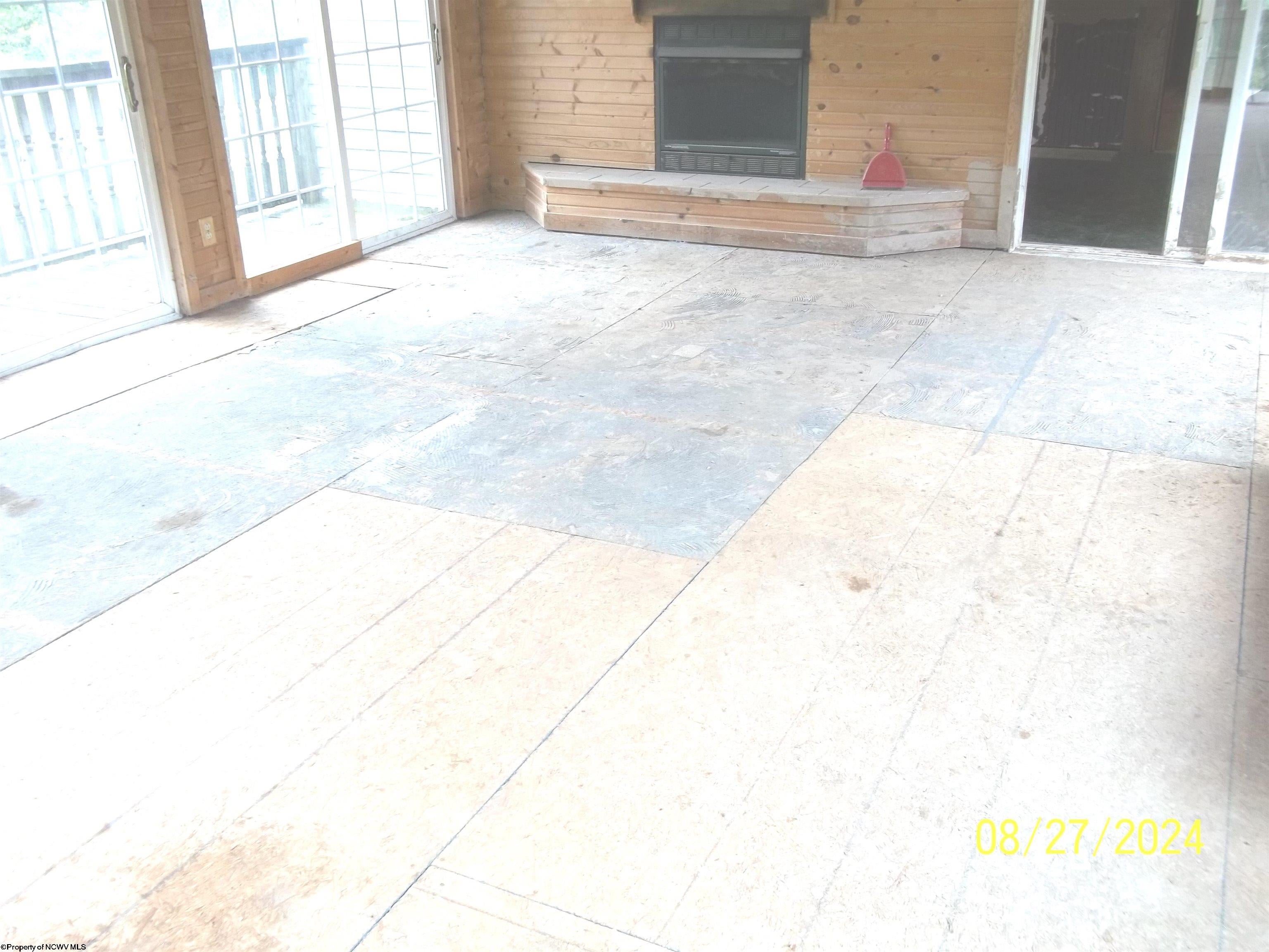 924 Co Rte 3/1 Mannington, WV 26582 - Photo 8 of 9 Gallery Image 8