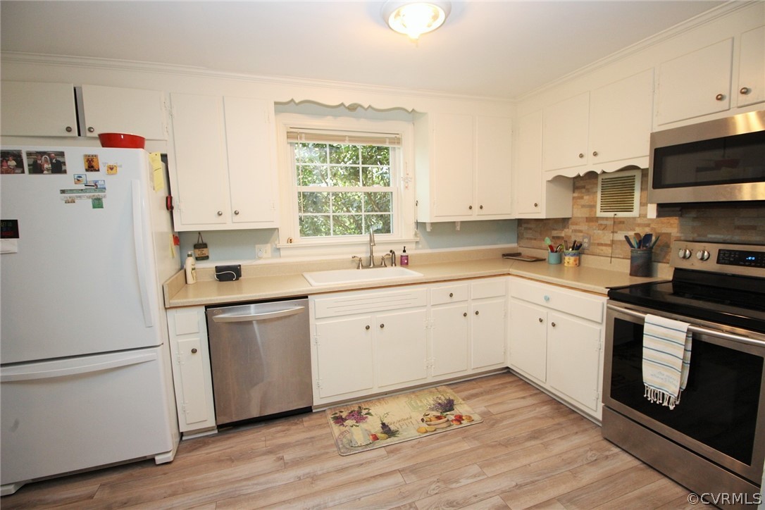 2214 Springdale Road Richmond, VA 23222 - Photo 10 of 39 Gallery Image 10
