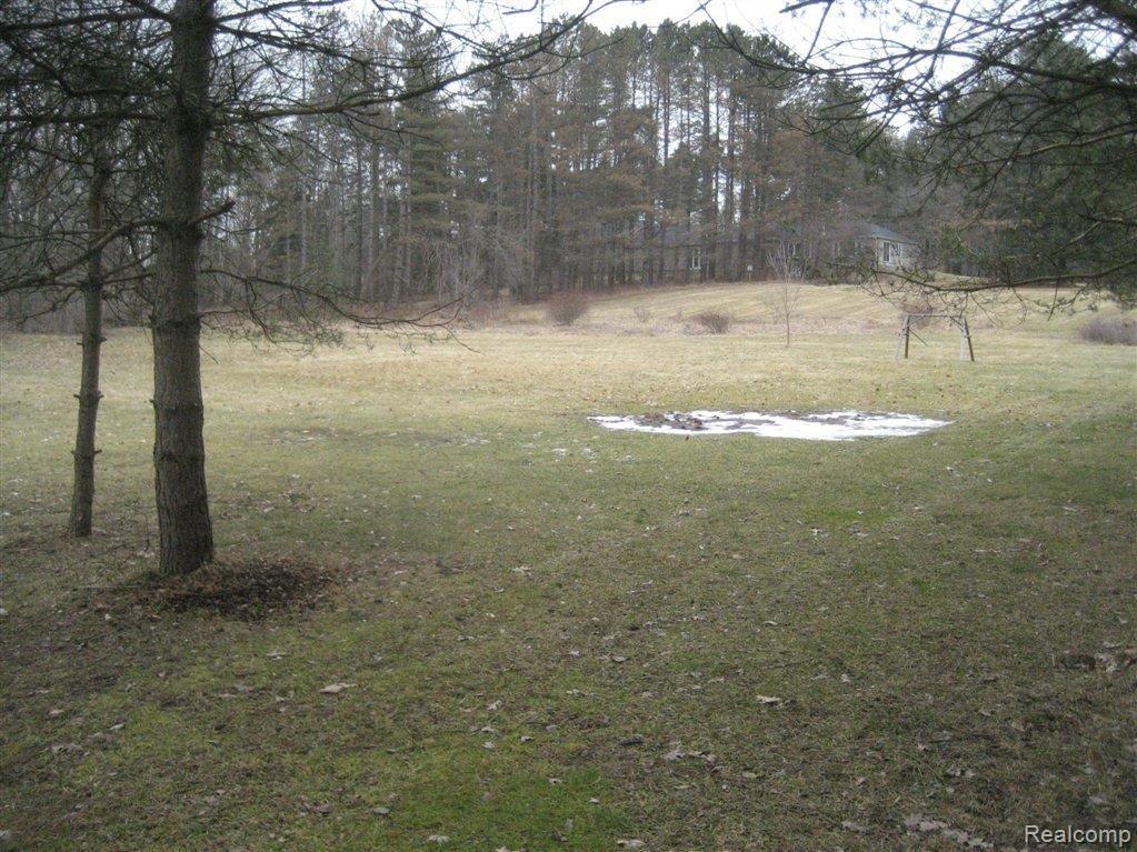 3013 Brewer Road Howell, MI 48855 - Photo 19 of 21 Play area.jpg