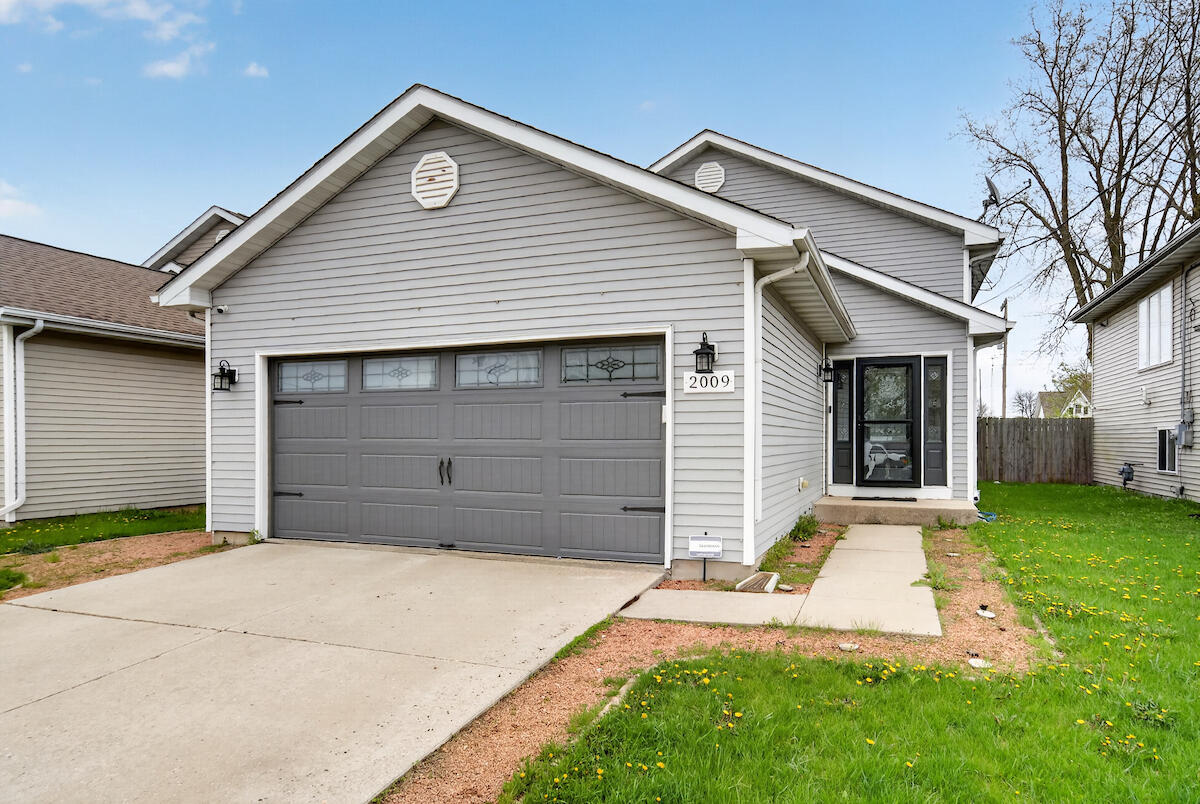 2009 Grove Avenue Racine, WI 53405 - Photo 1 of 1 Exterior