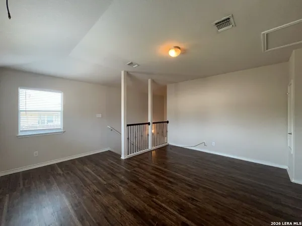 $2,350 | 25110 Terlingua Bend, San Antonio, TX 78261