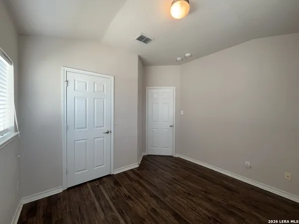 $2,350 | 25110 Terlingua Bend, San Antonio, TX 78261