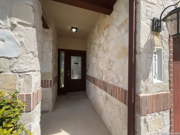 $2,350 | 25110 Terlingua Bend, San Antonio, TX 78261