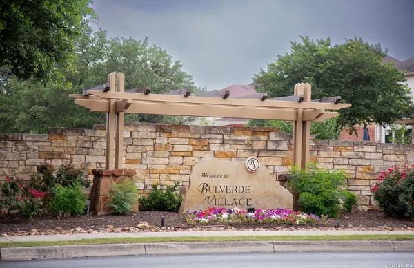 $2,350 | 25110 Terlingua Bend, San Antonio, TX 78261