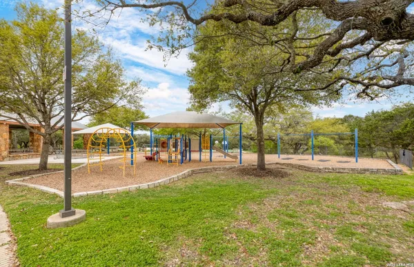 $2,350 | 25110 Terlingua Bend, San Antonio, TX 78261