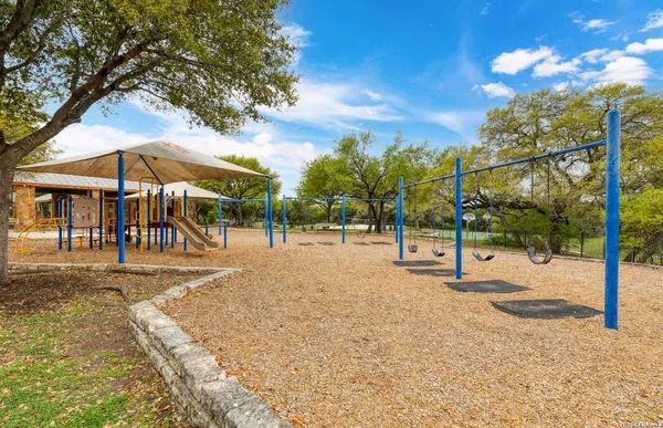 $2,350 | 25110 Terlingua Bend, San Antonio, TX 78261