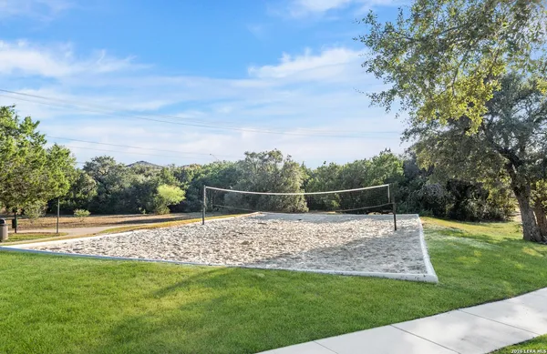 $2,350 | 25110 Terlingua Bend, San Antonio, TX 78261